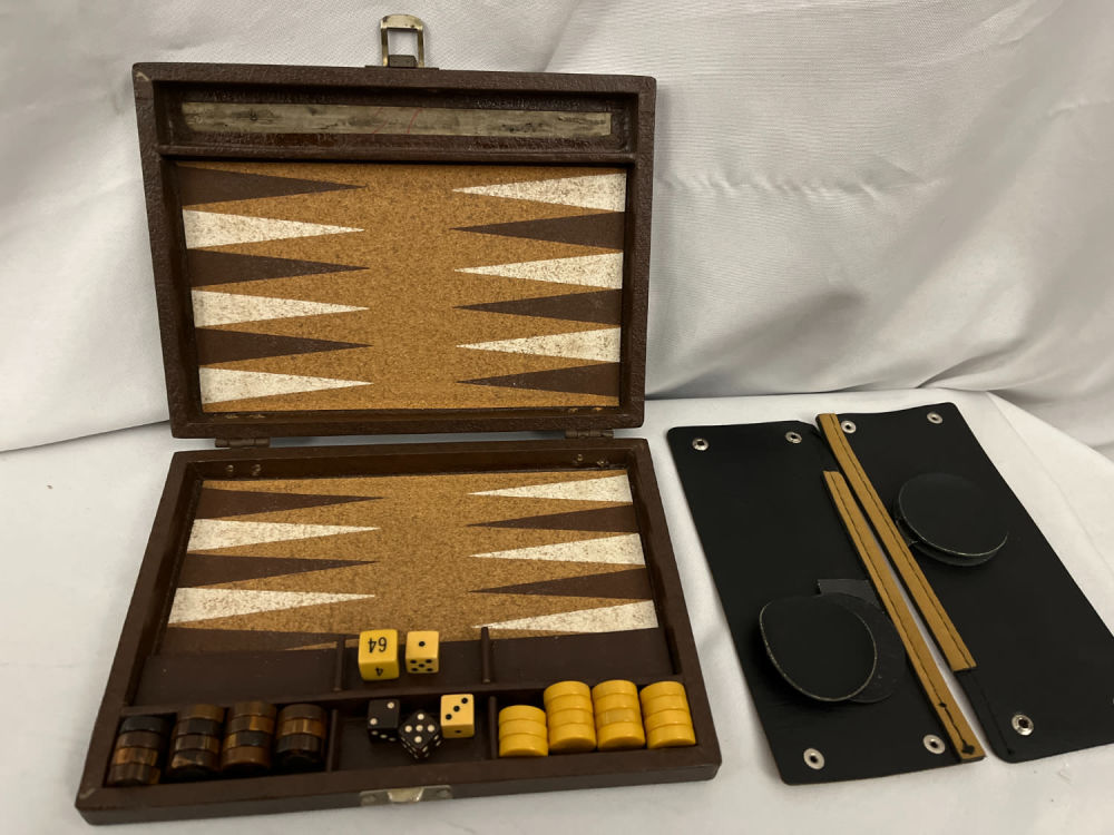 Lot 313: Vintage Backgammon Travel Game in case