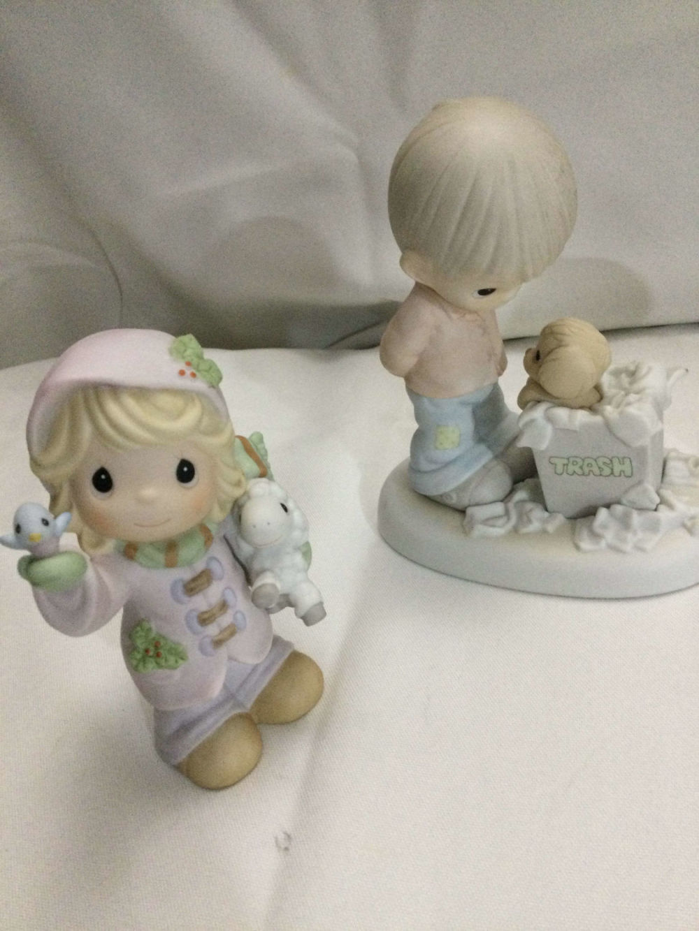 Lot 236: Precious Moments Collection (5)