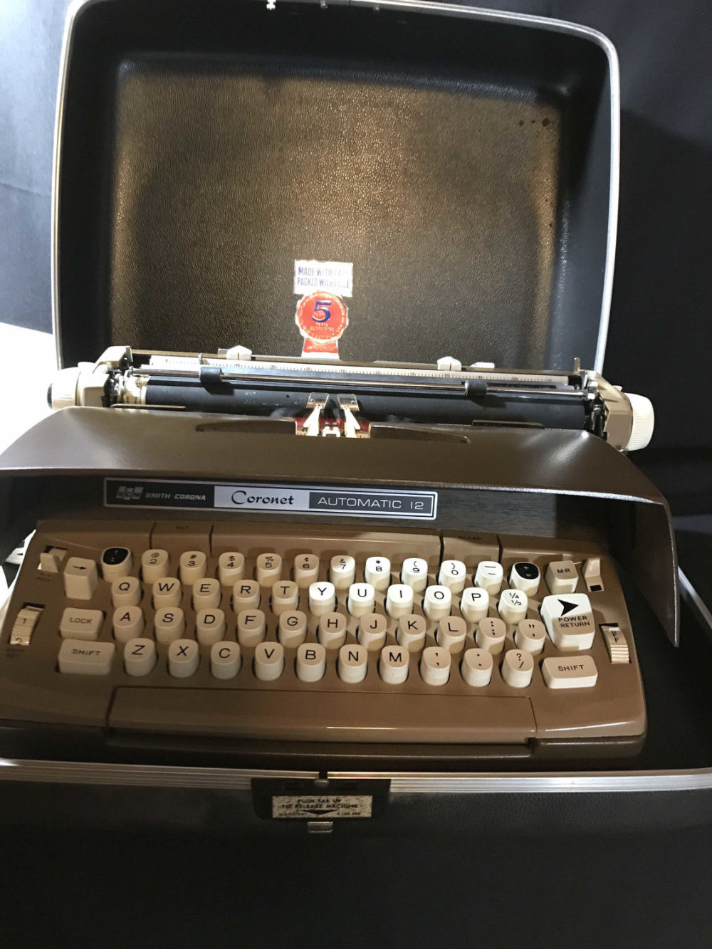 Lot 210: Smith Corona Coronet Electric Typewriter