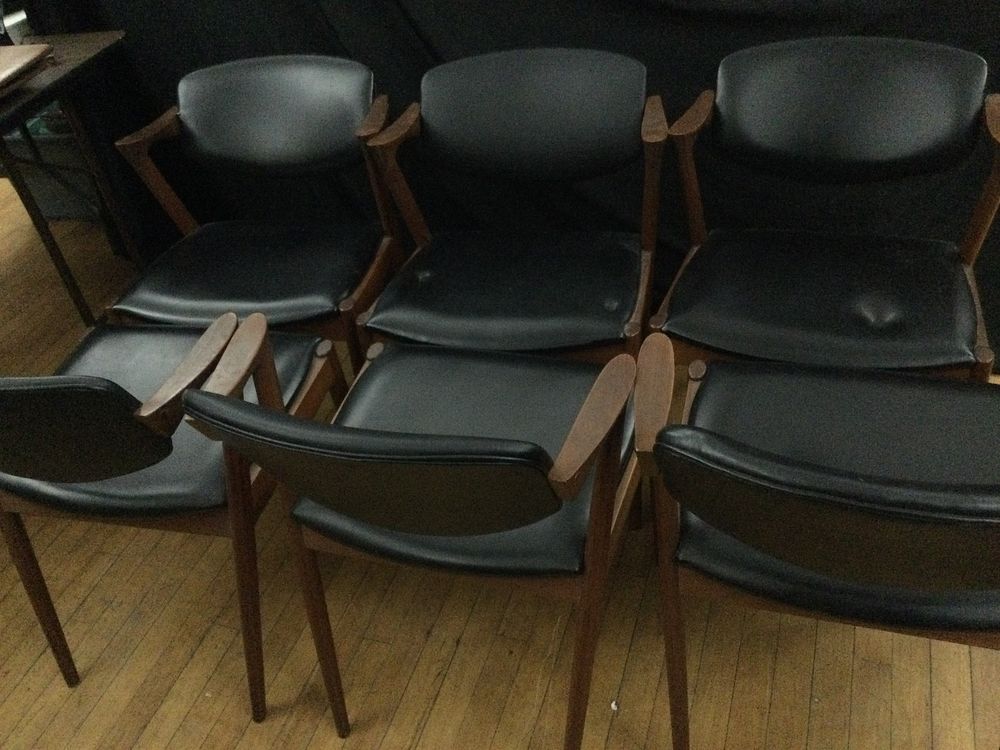 Lot 188: Norwegian Danish Oak Dining Room Table w/ 6 Chairs