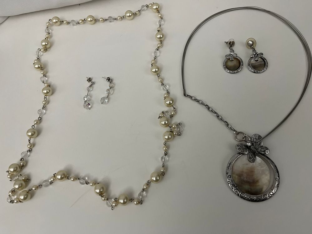 Lot 209: Matching Necklace & Earring Sets (2)