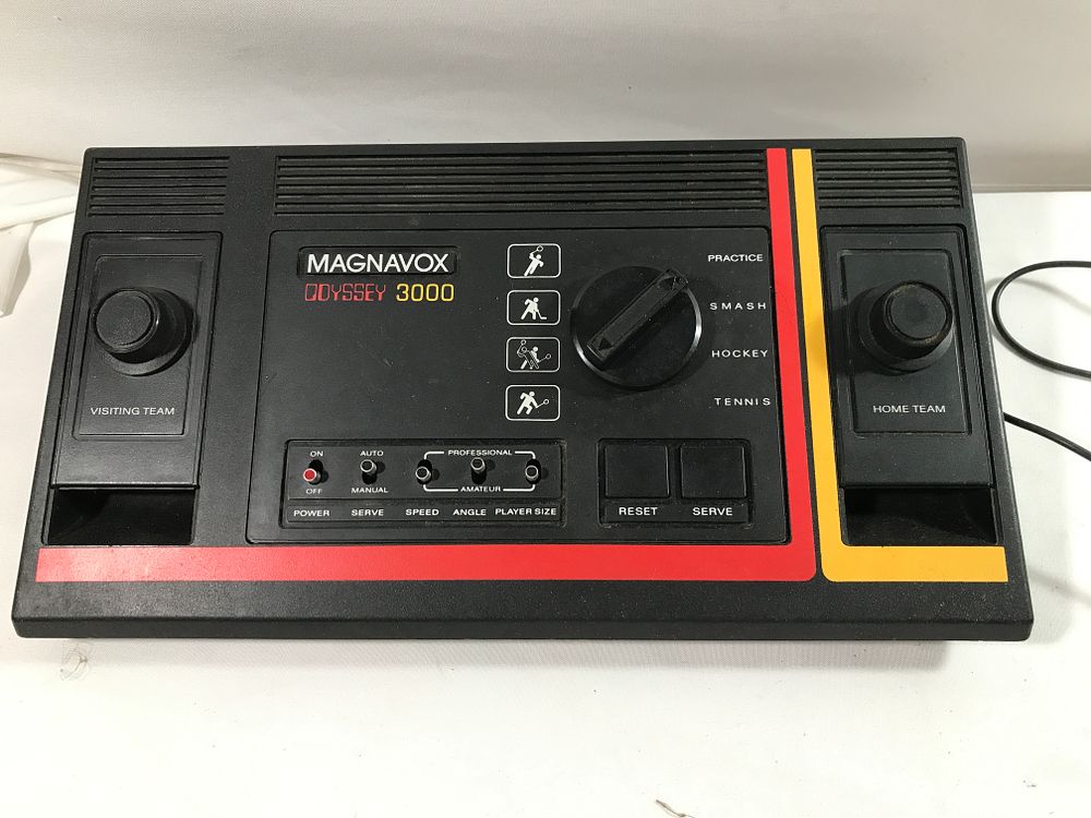Lot 263: Vintage Magnavox Odyssey 3000 Game Console