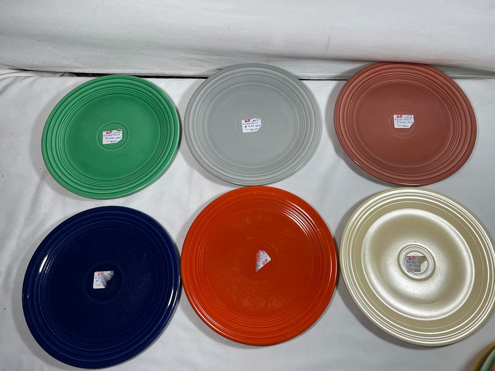 Lot 227: Vintage Fiesta 9 inch Plates