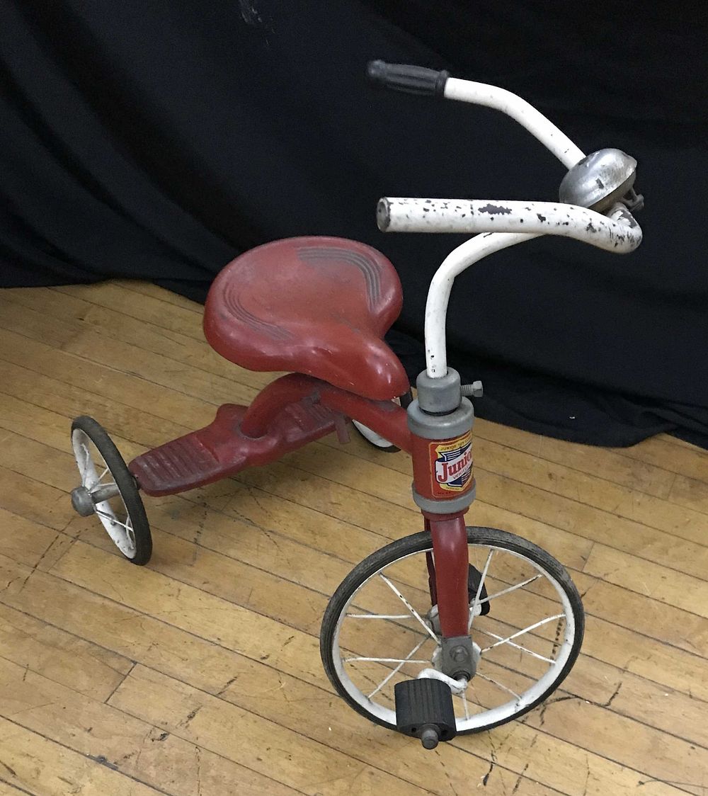Lot 95: Vintage 1940s Junior Toy Corp Junior Tricycle