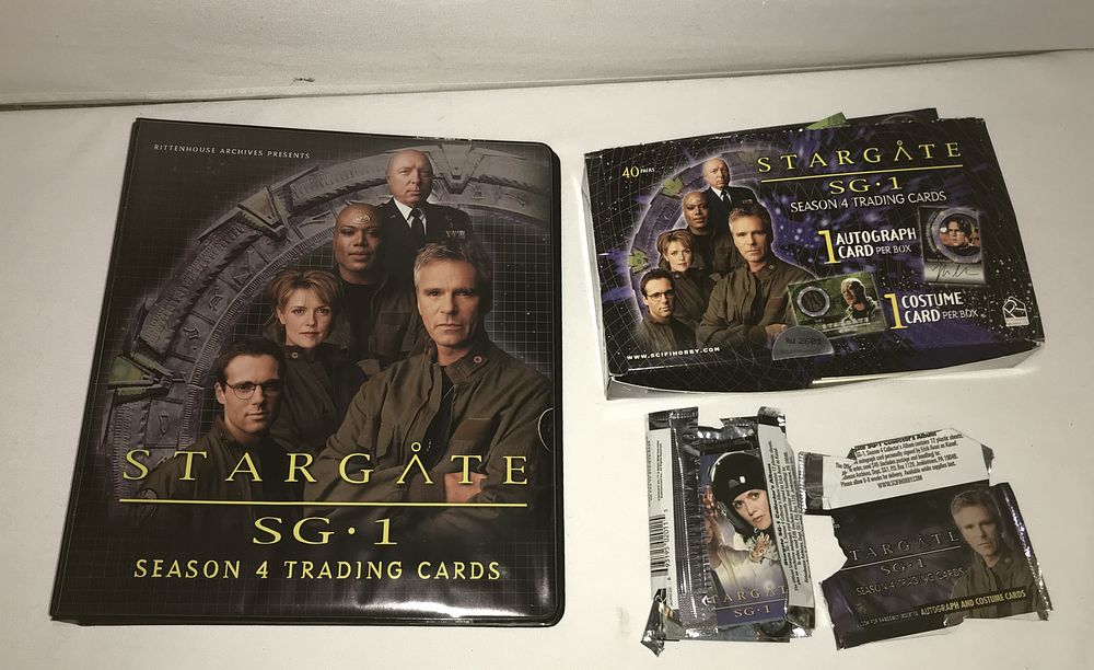 Lot 148: Stargate SG-1 Season 4 Trading Cards
