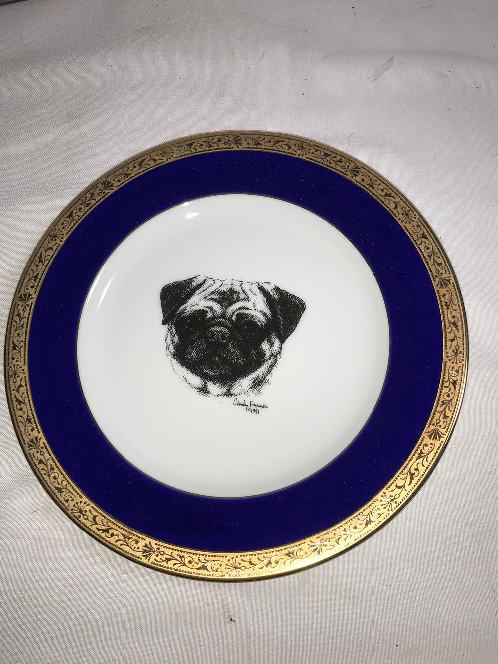 Lot 251: Rosalinde Cobalt Pug Plate in Original packaging