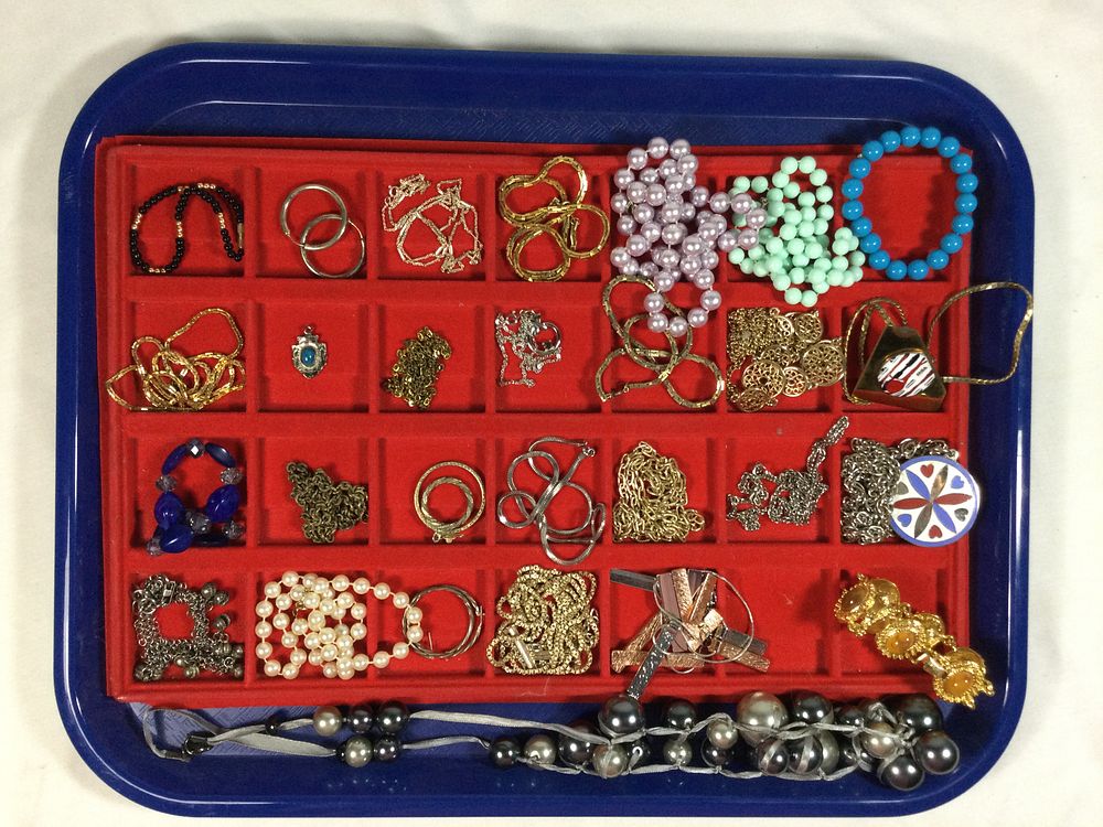 Lot 256: Costume Jewelry Collection