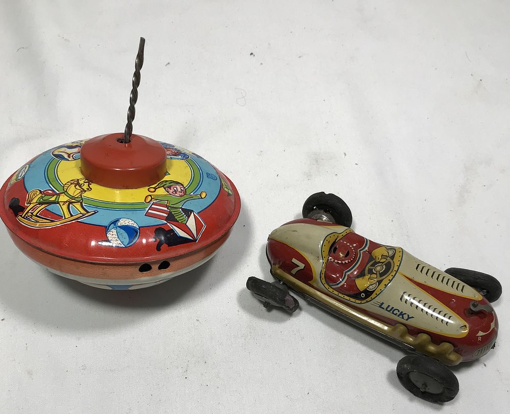 Lot 280: Metal Toys Race Car 7 Spinner