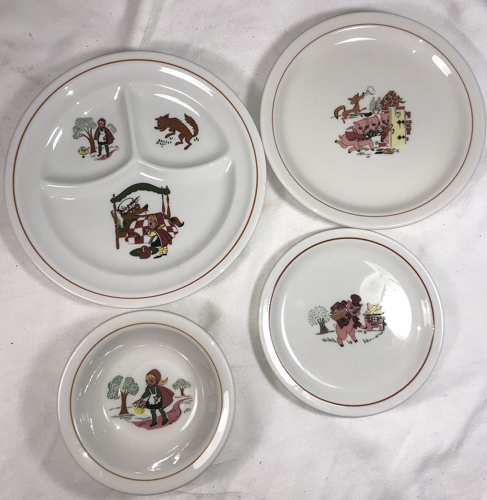 Lot 537: Fairytale Children’s Serving Dishes