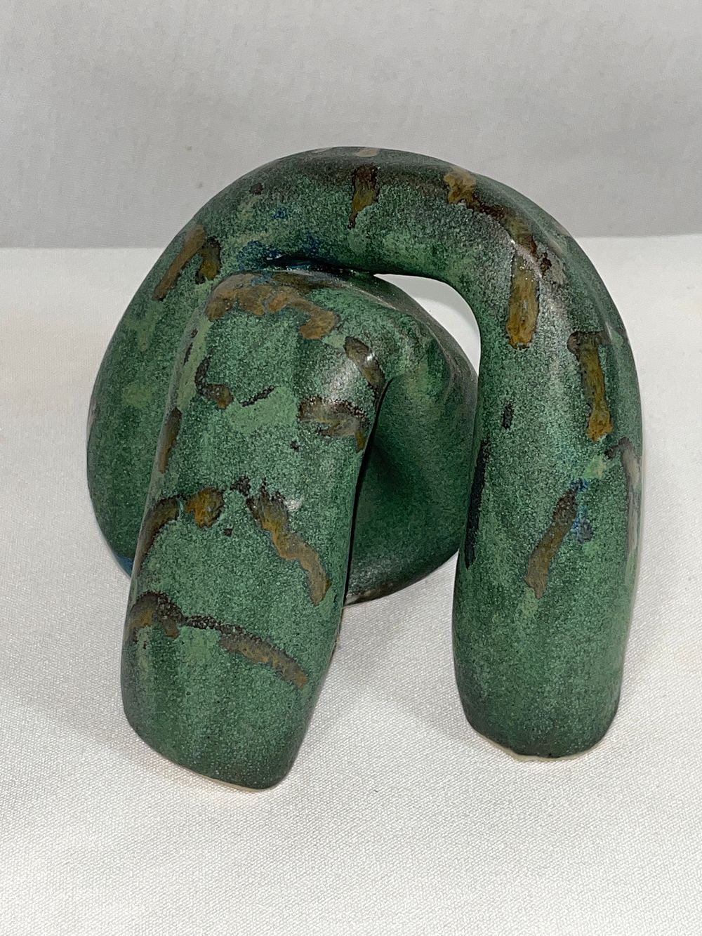 Lot 1197b: Abstract Pottery Sculpture