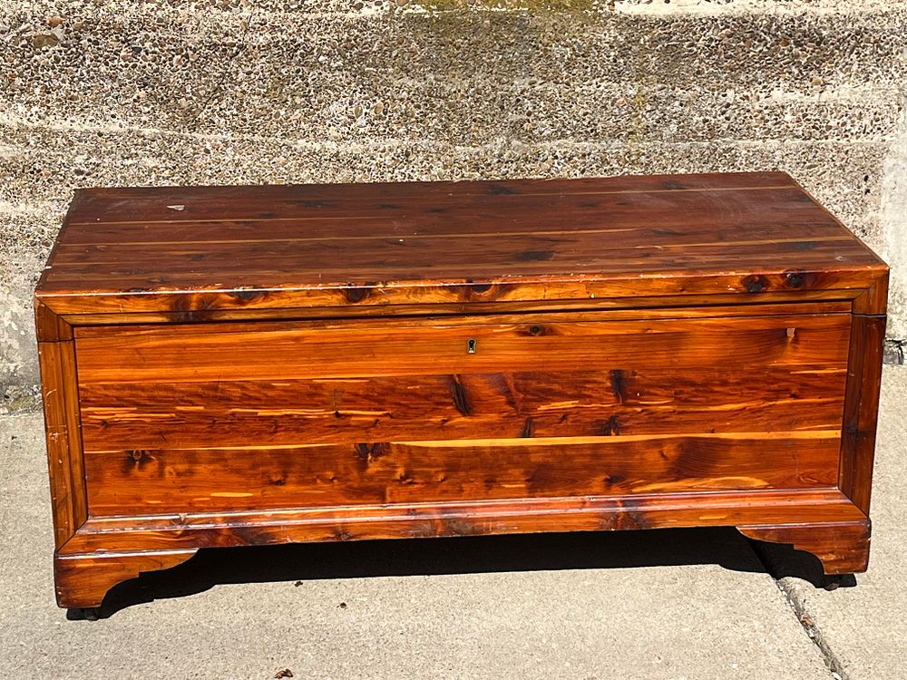 Lot 1003: Cedar Chest