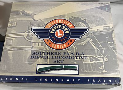 Lionel Southern F3 A-B-A Diesel Set in org box. Diesel locomotive set, heavy!