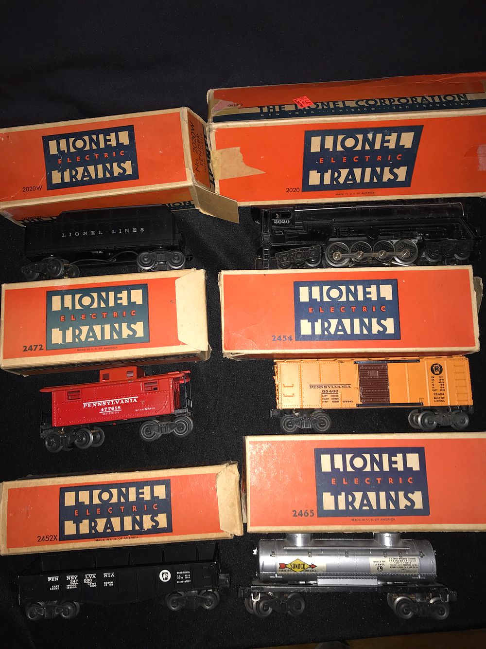Lot 247: Lionel Train Set including RARE 2454 Box Car