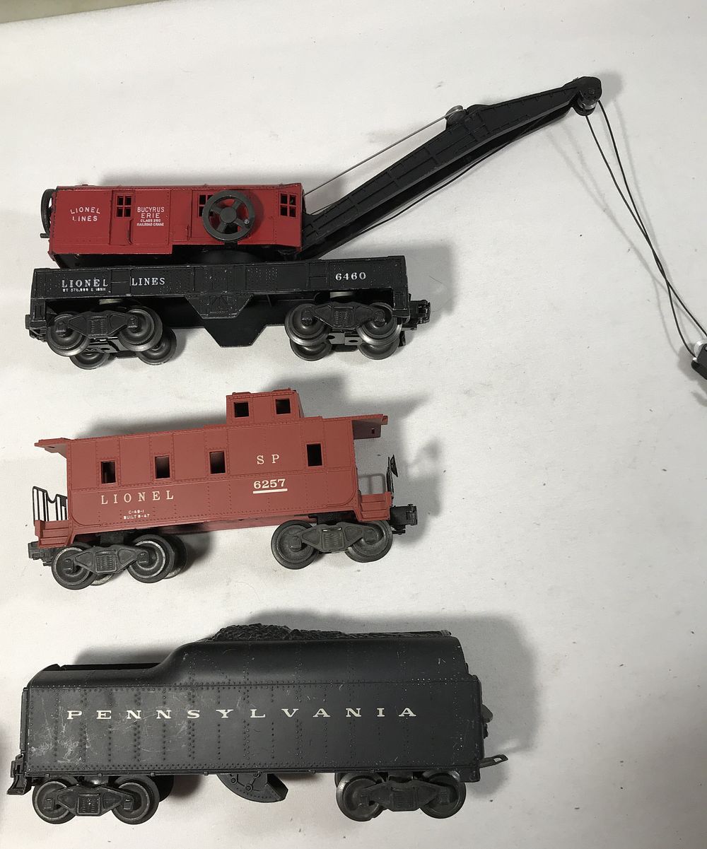 Lot 278: Lionel 3 Train Car Collection