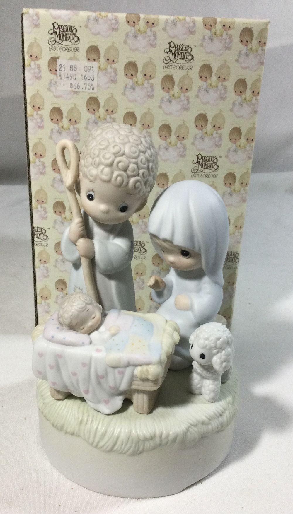 Lot 349: Precious Moments Figurine Come Let Us Adore Him