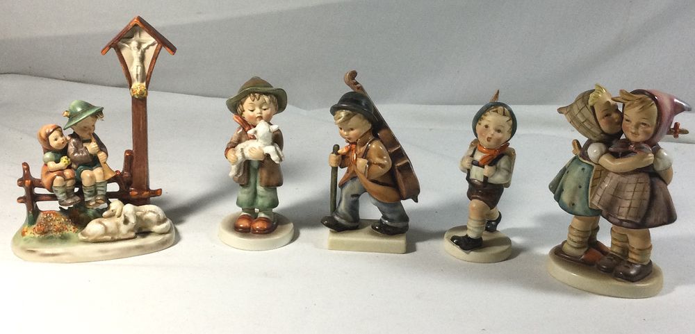 Lot 364: Hummel Figurines Collection (5)