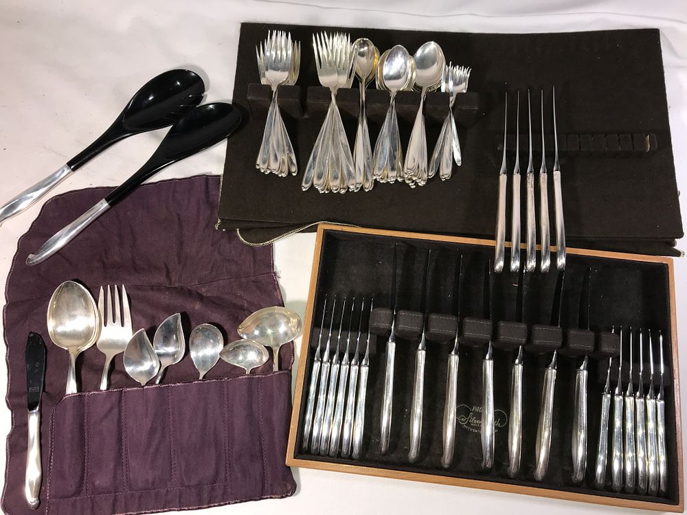 Lot 1: Reed & Barton Sterling Flatware Set