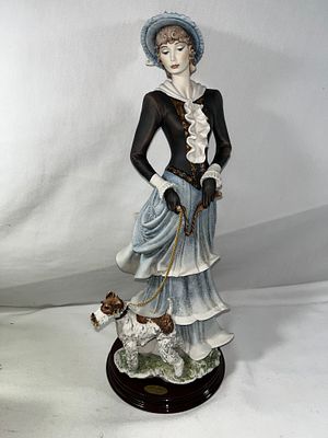 Armani Promenade Sculpture. Guiseppe Armani Florence Promenade Figurine Sculpture, in very good 