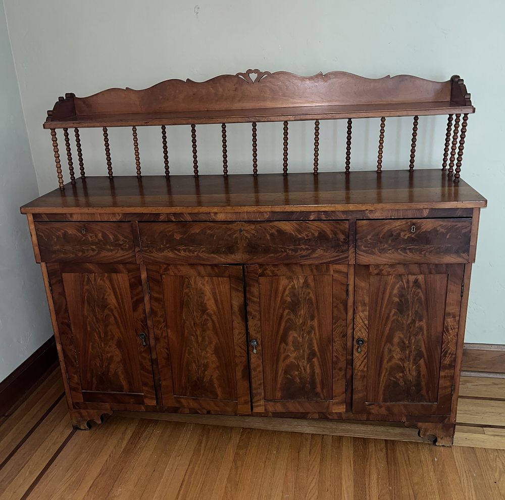 Lot 504: Buffet w/ Spinndel Arm Supported Shelf