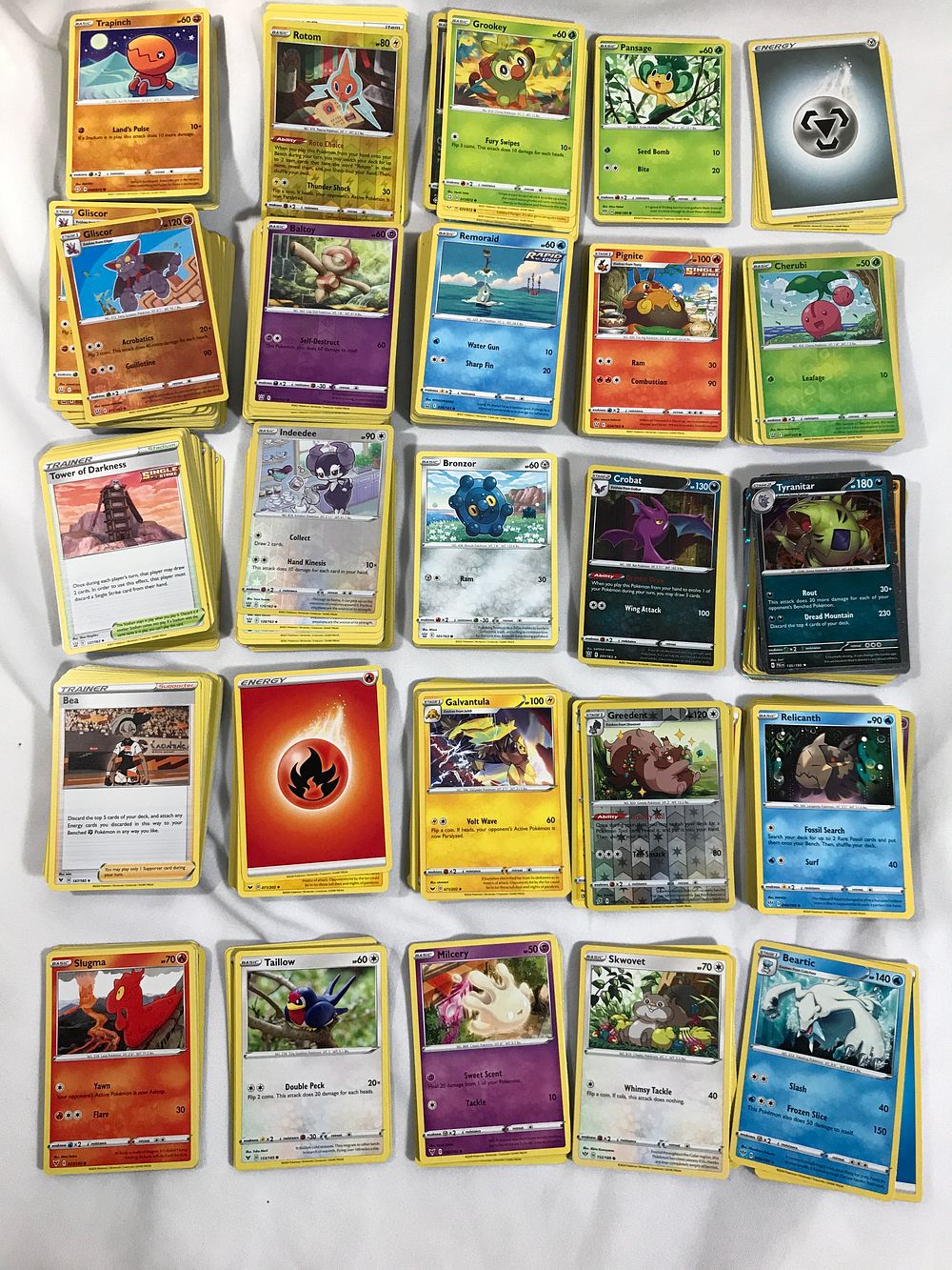 Lot 415: Large Pokemon Trading Card Collection