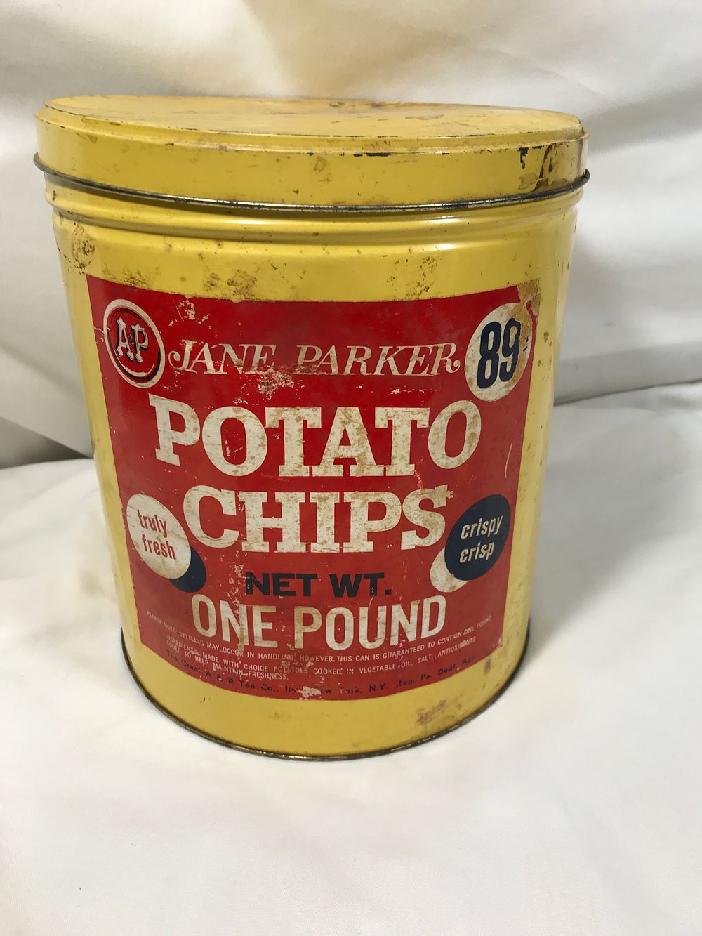 Lot 416: Vintage A&P Jane Parker Potato Chip Tin