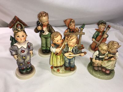 Hummel Collection (7). No boxes