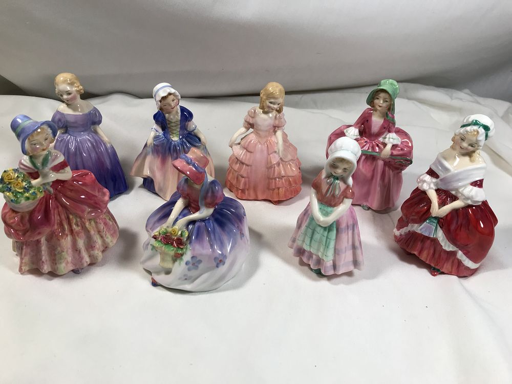 Lot 392: Royal Doulton Collection (8)
