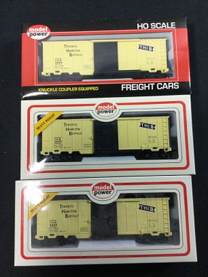HO Scale Model Power Freight Cars in org box. All three in original boxes, no. 7957 & 97957