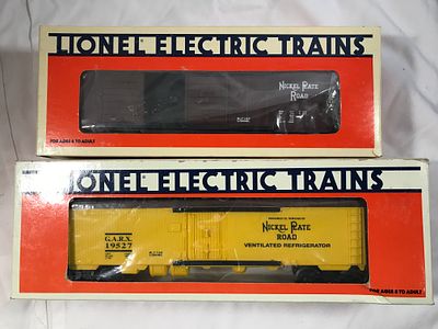 Lionel Nickel Plate Road Duo #19527 & 19236. Nickel Plate Road Reefer & Nickel Plate Road Double 
