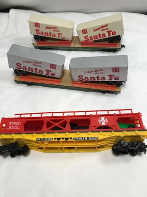 HO Gauge Santa Fe 3 Car Collection. 97566 Trailer Train, and 2 90806 Piggy Backs