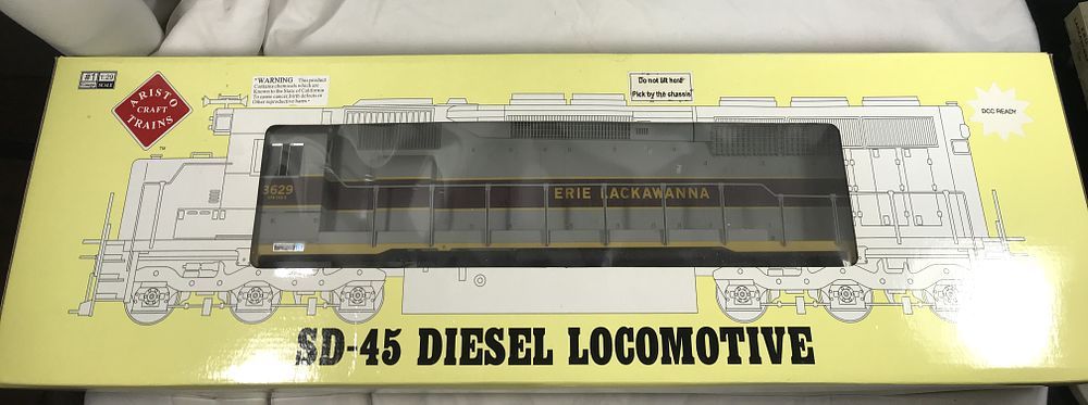 Lot 30a: Aristo Craft Trains SD-45 Diesel Locomotive NIB