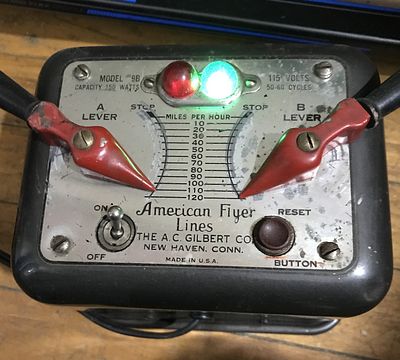 Vintage American Flyer Model 9B Transformer. 150-watt, works!
