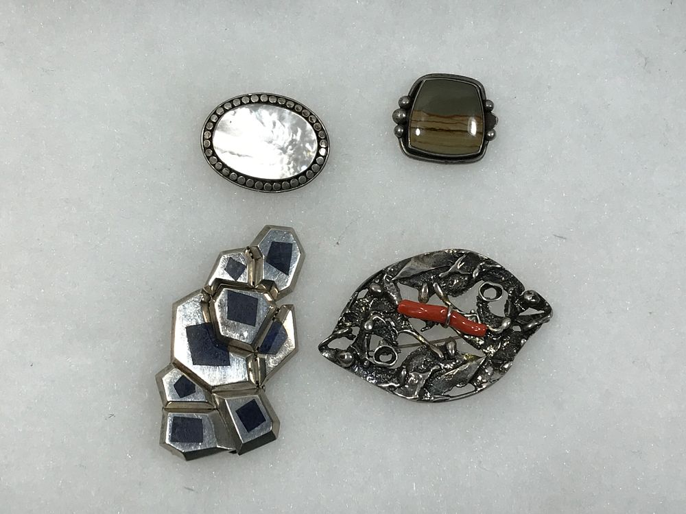 Lot 156: Sterling Pendant & Brooch Lot (4 total)