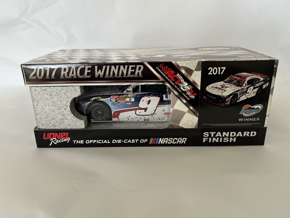 Lot 330h: Lionel Racing Autographed William Byron #9 Liberty University 2017 Chevrolet Camaro 1:24 Scale Die-Cast