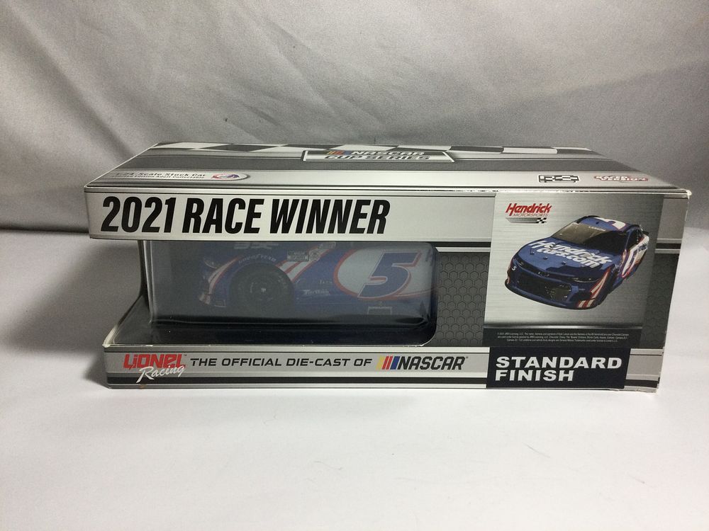 Lot 339: Kyle Larson, Autographed 2021 Camaro ZL1
