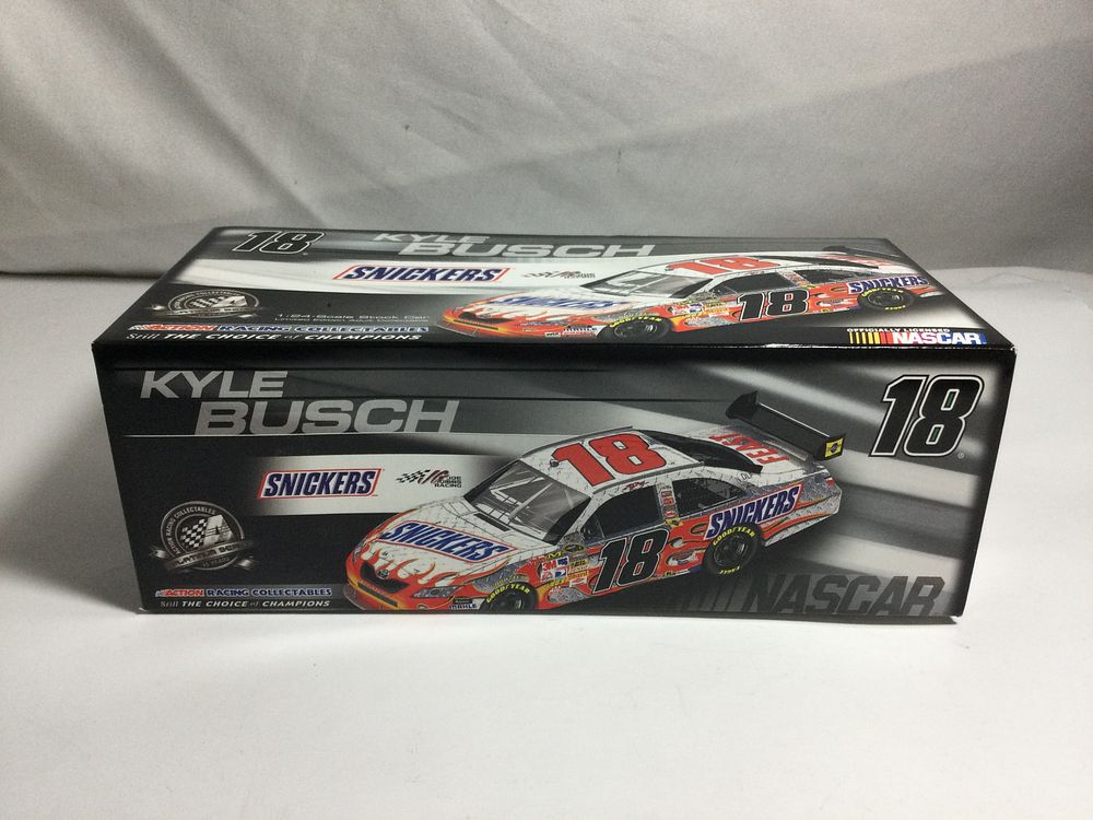 Lot 343: Kyle Busch, 2008 Camry #18 Snickers / 1 of 1704