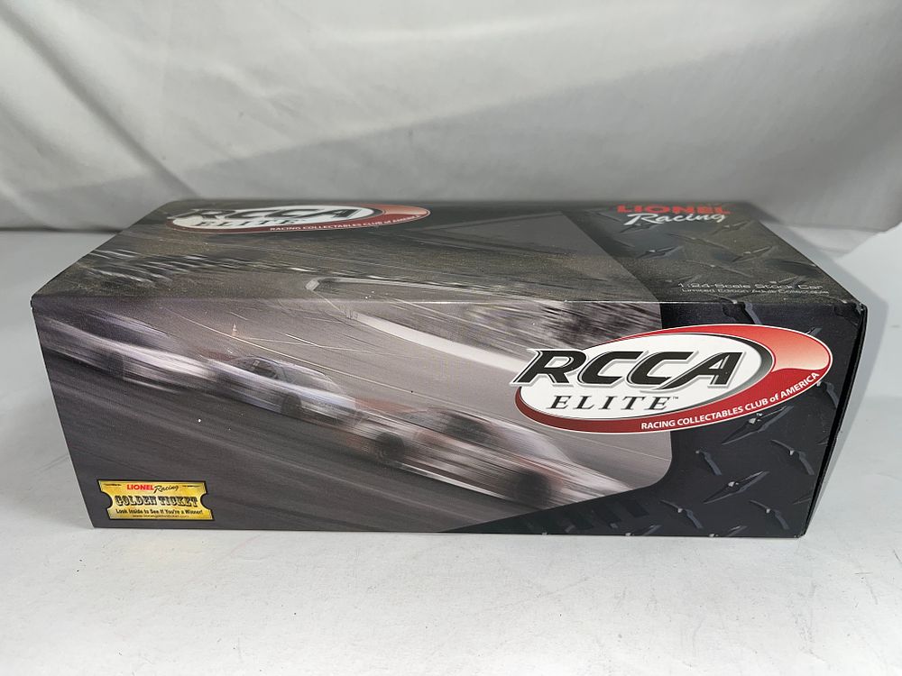 Lot 374: Kevin Harvick, 2014 SS