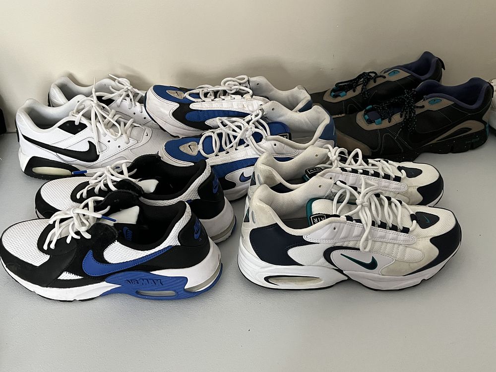 Lot 42: Collection of Nike Air Max Athletic Sneakers 5 Pairs Size 10.5