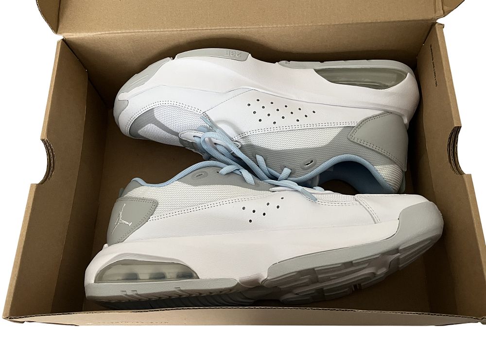 Lot 45d: Jordan Brand Air 200E Low-Top Sneakers White and Light Blue Size 10.5