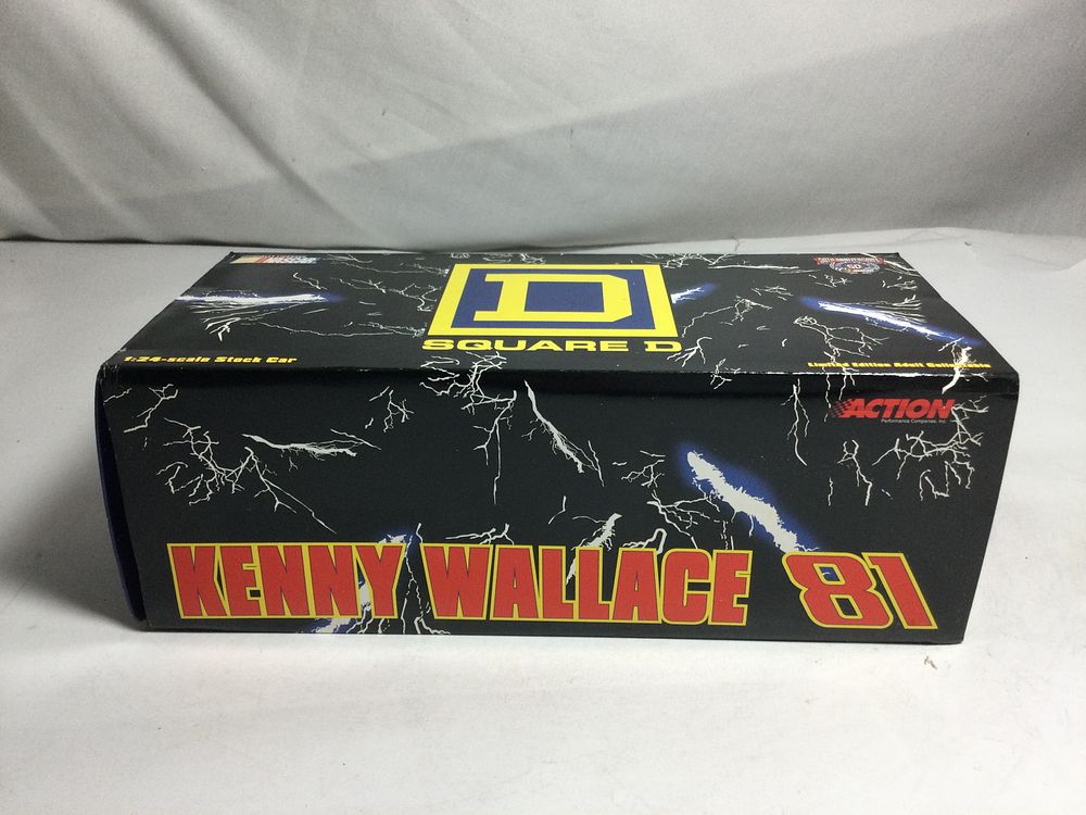 Lot 404: Kenny Wallace, 1998 Ford Taurus Die Cast