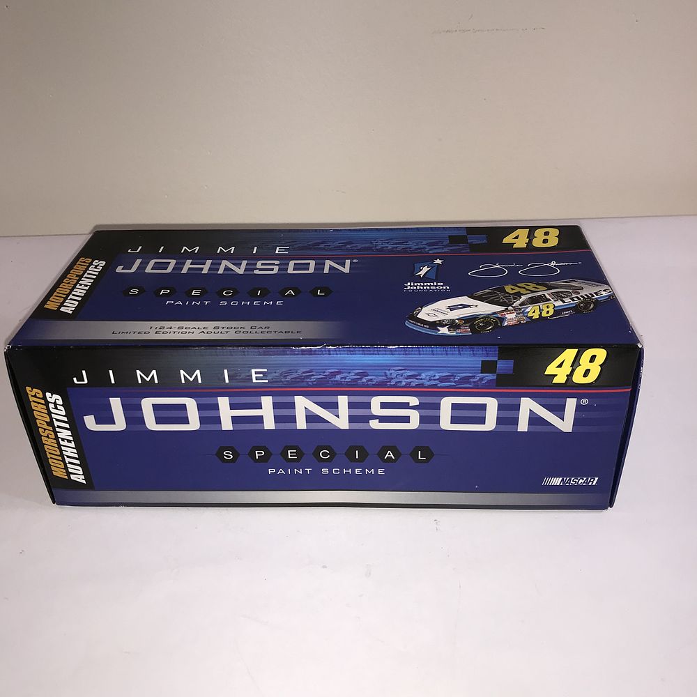 Lot 398c: Jimmie Johnson #48 Foundation 2006 Monte Carlo SS 1:24 Scale Die-Cast by Motorsports Authentics