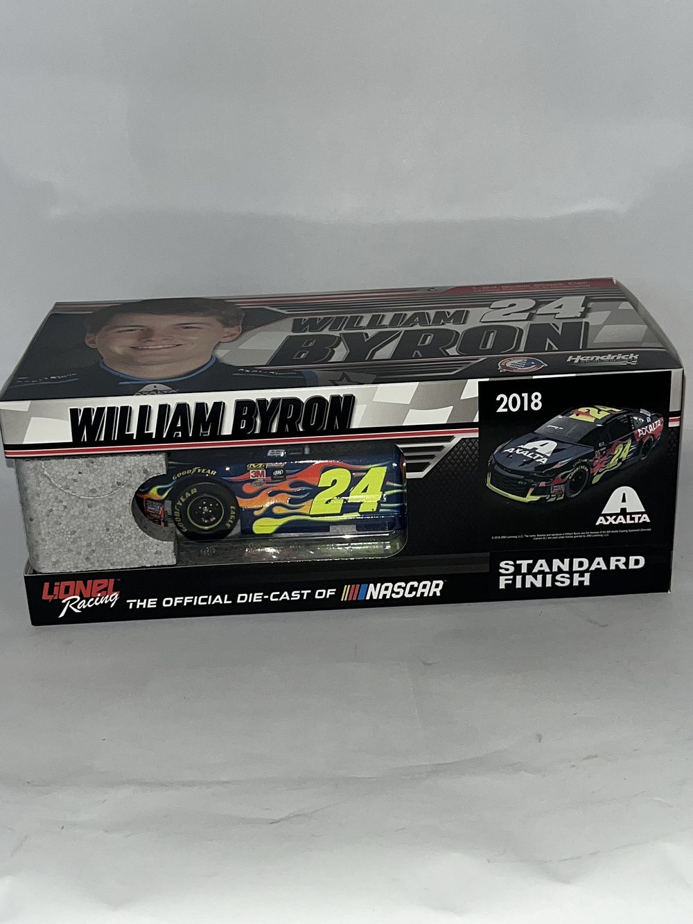 Lot 441: 2018 William Byron #24 Axalta Autographed 1:24 Scale Die-Cast Chevrolet Camaro ZL1