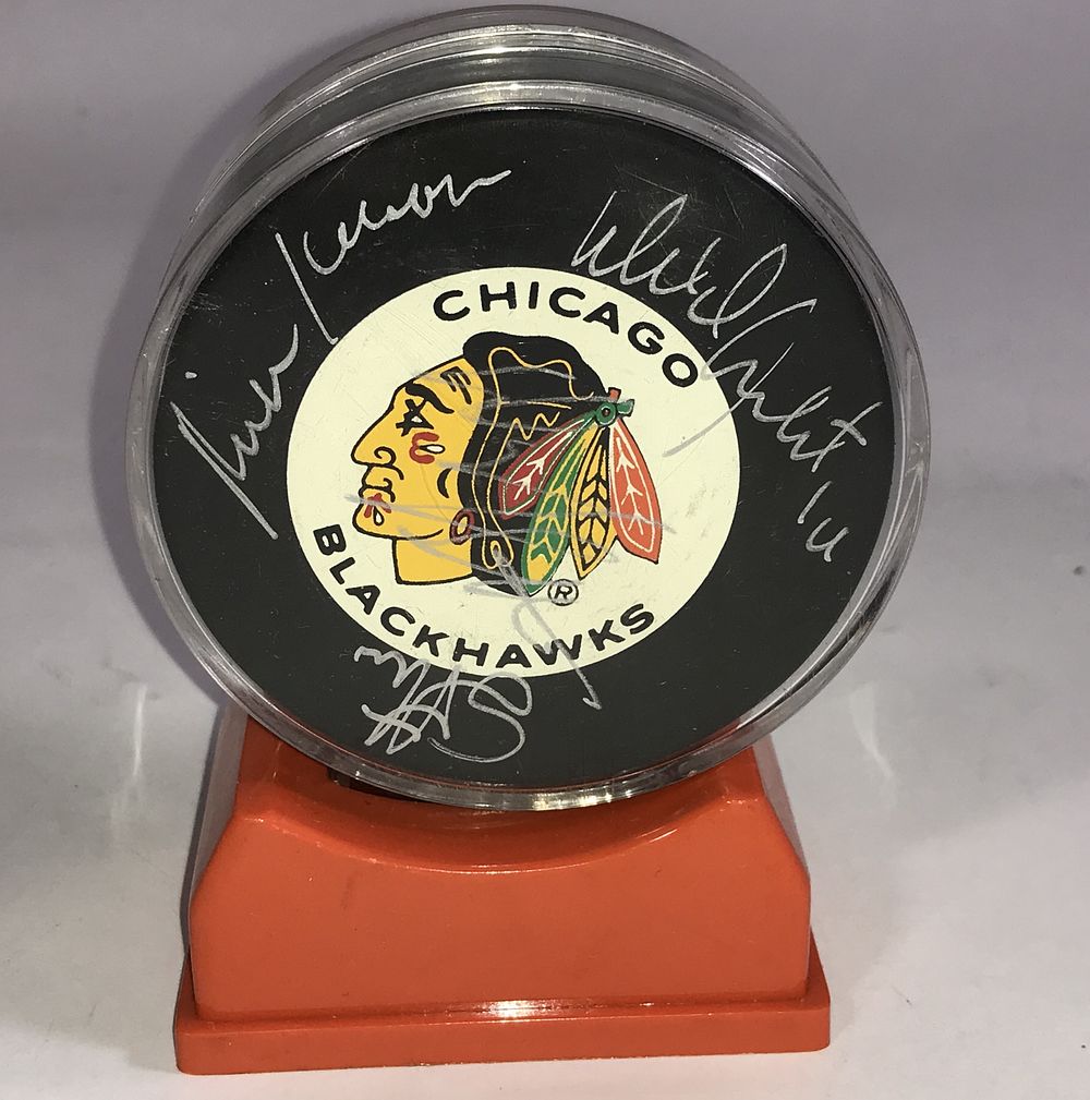 Lot 241d: Autographed Chicago Blackhawks Hockey Puck
