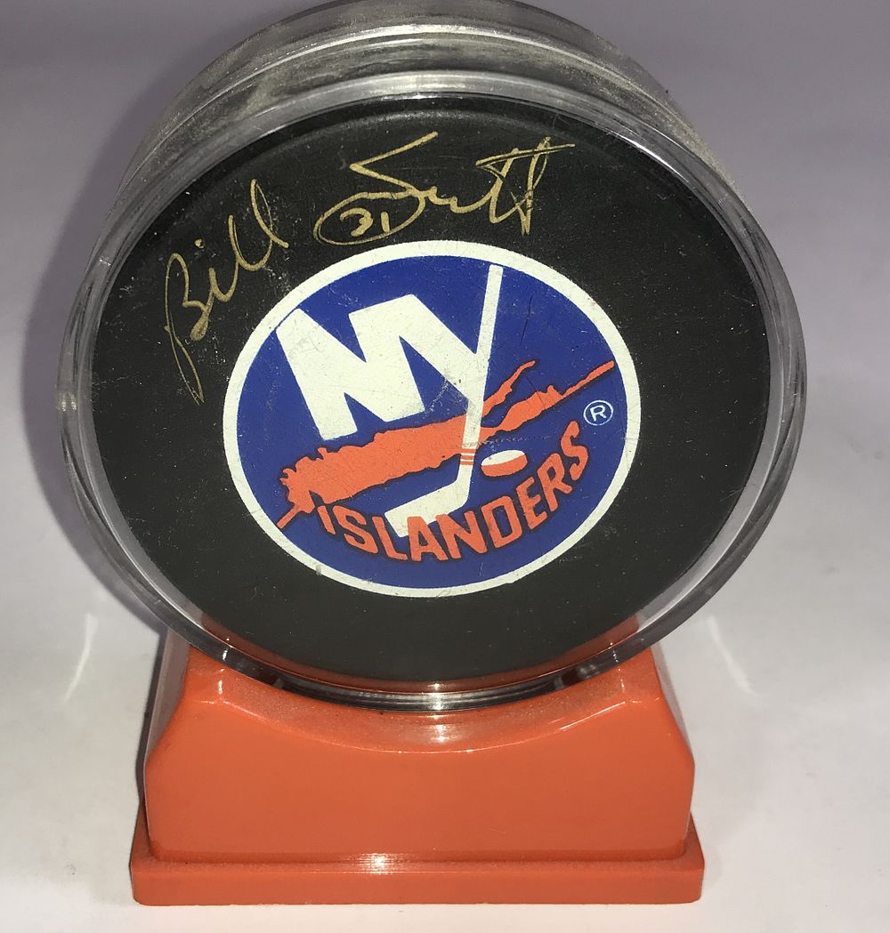 Lot 241k: Autographed Bill Smith NY Islanders Puck