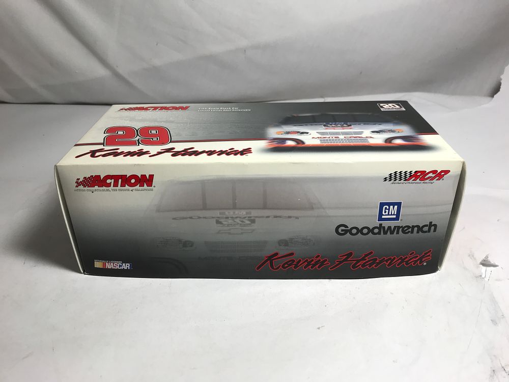 Lot 432: Kevin Harvick 2005 Monte Carlo GM Goodwrench LE