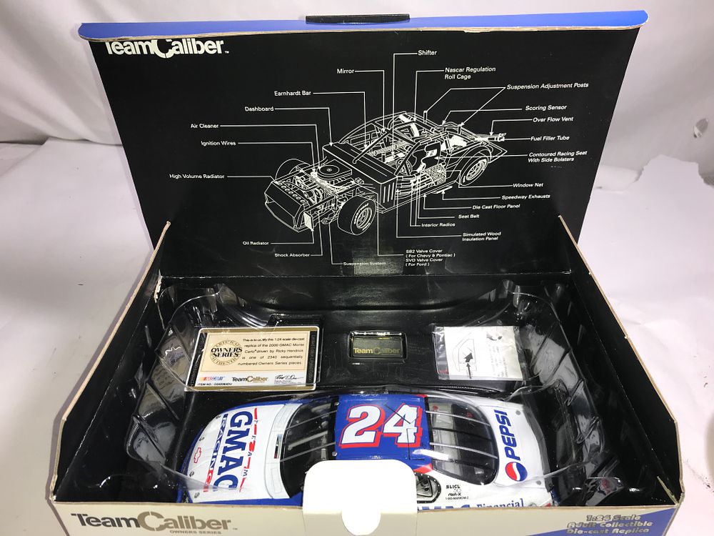 Lot 494: Ricky Hendrick 2000 GMAC Monte Carlo