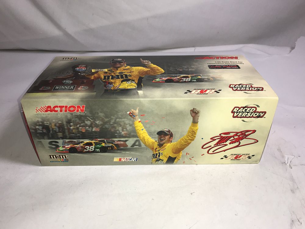 Lot 514: Elliott Sadler 2004 Taurus Raced Version Die Cast