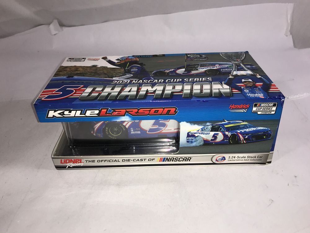 Lot 1061: Kyle Larson 2021 Camaro ZL1 Limited Edition