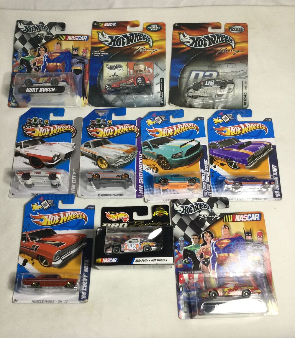 Lot 1254: Hot Wheels Collection All Sealed! (10 total)