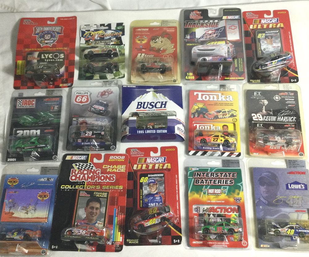 Lot 1256: Die Cast Racing Car Collection 1:64 Scale